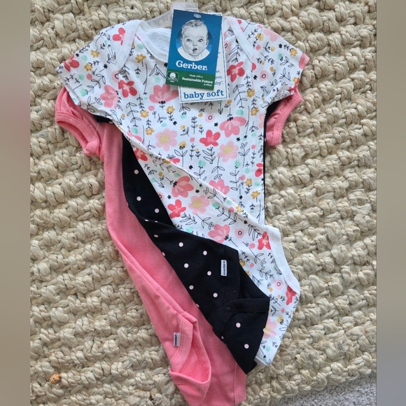 NWT 10 Piece 12 Month Baby Girl Clothing Set - Picture 2 of 6